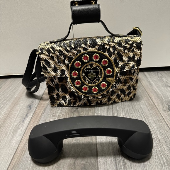 Betsey Johnson Phone Purse 💗 📞 - Picture 7 of 7